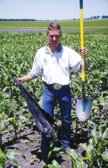 The high-tech tools necessary for a rootworm dig